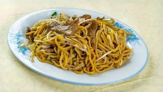 Beef Chow Mein / 牛炒麵