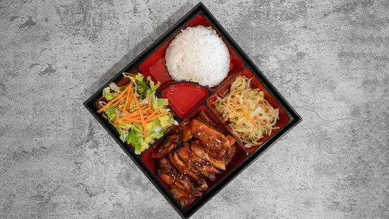 7. Honey Chicken (Grilled chicken teriyaki with sweat & chill sauce))