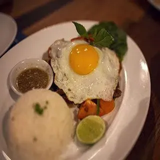 Tomato & Minced Beef& Egg On Rice