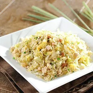 Double Rice Noodle With Chicken & Salted Fish