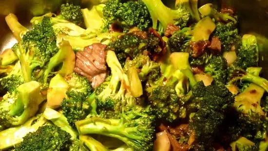 T8. Beef with Broccoli