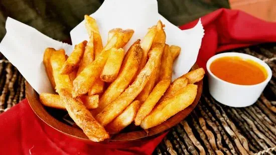 Noori Fries  (V. no tikka sauce)