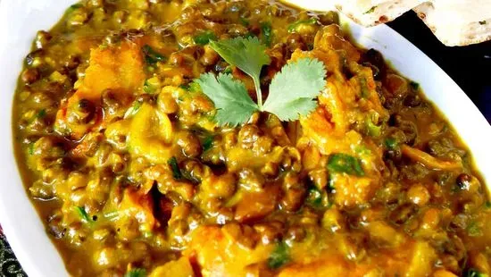 Daal Chicken Curry