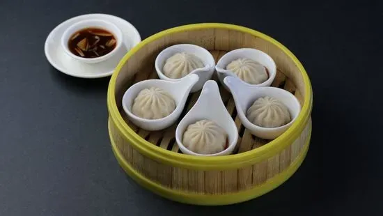 205. Shanghai dumplings  上海⼩籠包