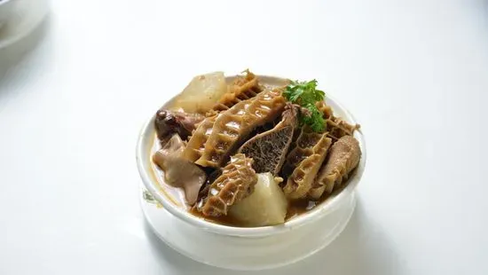 338. 柱候⽜雜 / Stewed beef gizzard