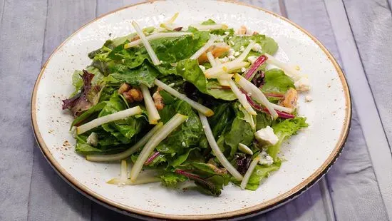 Maple Pear and Blue Cheese Salad