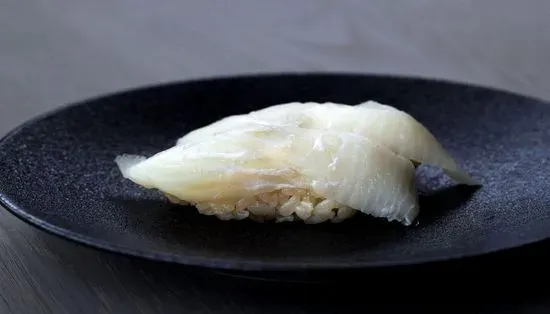 Hirame Nigiri