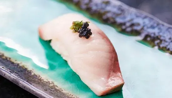 Hamachi Nigiri