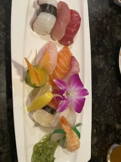 Assorted Nigiri Combo