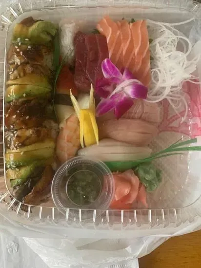 Deluxe Sashimi and Sushi