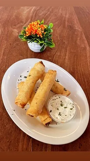 CRISPY CHEESE ROLL