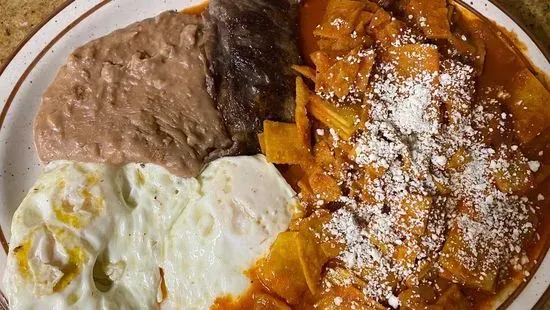 Chilaquiles con Carne Asada