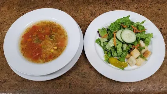 Minestrone Soup & Salad Combo