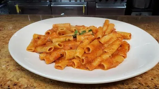 Spicy Rigatoni Alla Vodka