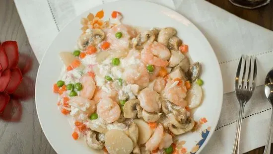 116. Shrimp in Lobster Sauce