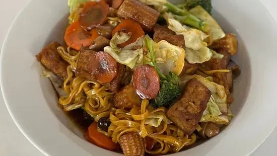 32. Stir Fry Tofu & Veggies With Egg Noodles