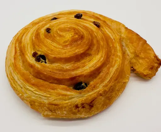Raisin Roll Croissant