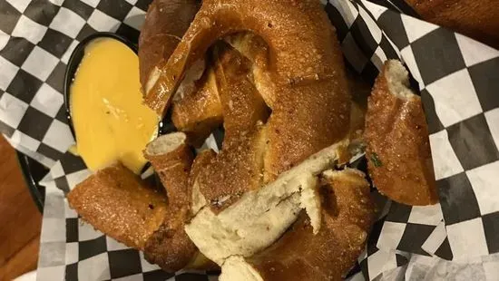 Pretzel Bites with Cheese Sauce