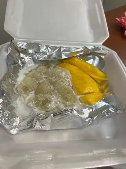 Fresh Mango with Sweet Sticky Rice