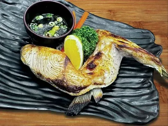 YELLOWTAIL KAMA