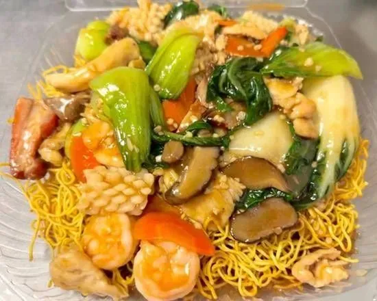 K8. Hong Kong Style Chow Mein