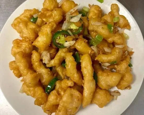 G7. Salt & Pepper Calamari