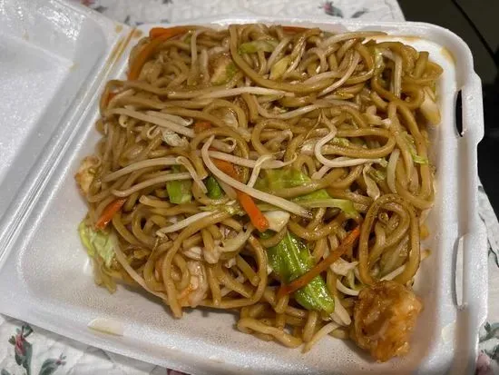 蝦炒麵 /河粉 Shrimp chow mein / chow fun