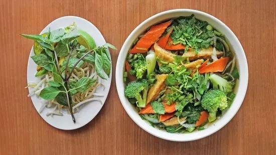 P15. Phở Chạy