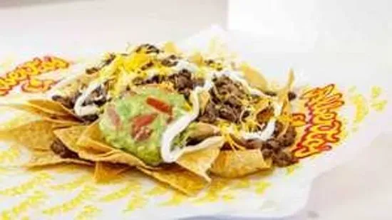 29. Super Nachos & Drink (16 Oz.)