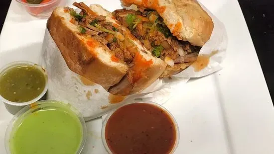 birria torta