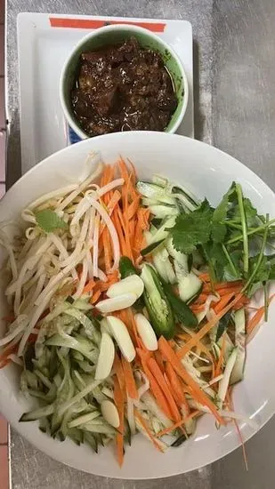 215 Fried Soy Bean Sauce Noodle {Zhajiang)