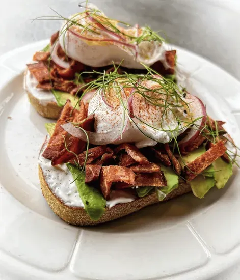 Bacon Avo Toast