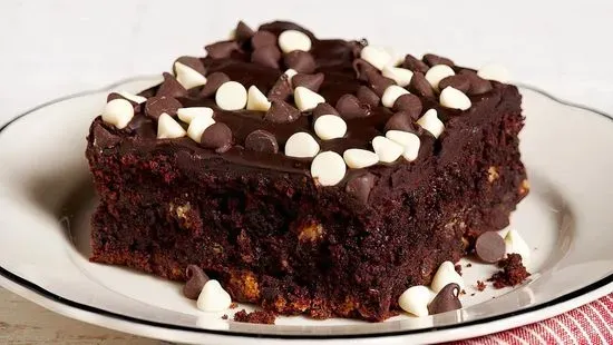 BUTTERMILK DOUBLE CHOCOLATE CAKE SLICE