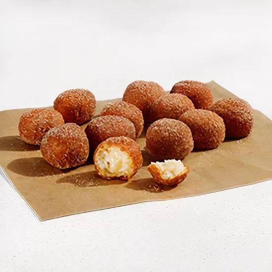 Cinnabon Delights