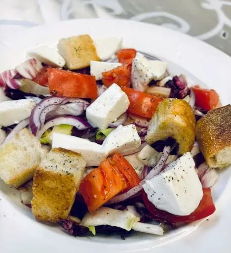 Panzanella Salad 
