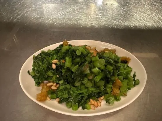 Broccoli Rabe, yellow Raisin, pignoli