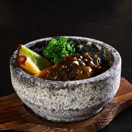 Sea Cucumber In Brown Sauce