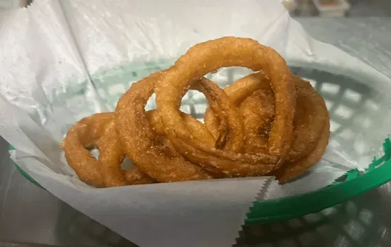 Beer Battered Onion Rings Deluxe