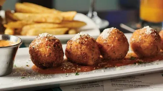 Mac 'n Cheese Balls