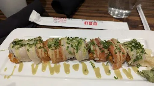 White Tulip Roll