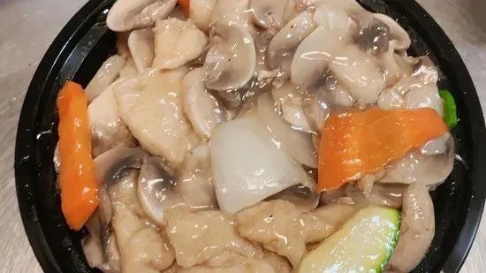 L4. Moo Goo Gai Pan