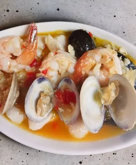 Zarzuela De Mariscos