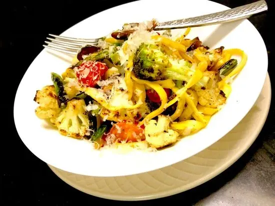 Fresh Pasta with Vegetables, garlic oil