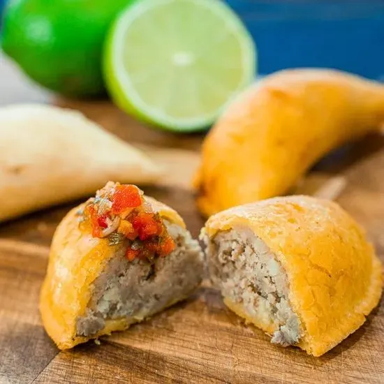 Empanada de Carne - Beef Empanada