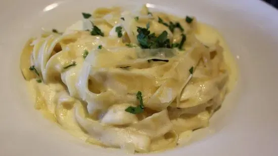 Fettuccini Alfredo