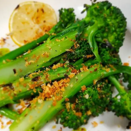CHARRED BROCCOLINI