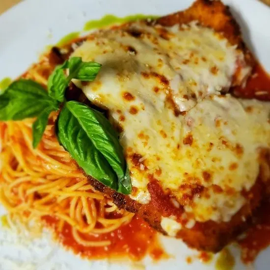 CHICKEN PARMIGIANA DINNER