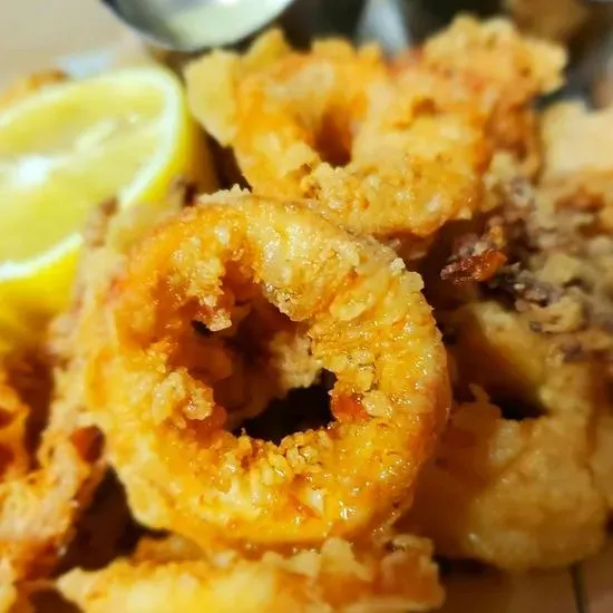 FRIED CALAMARI