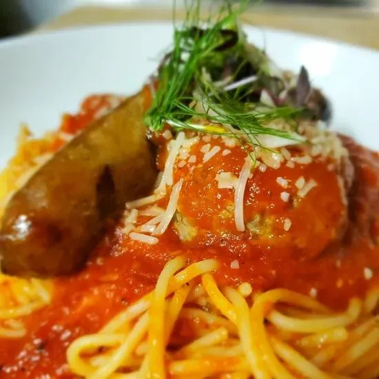 SPAGHETTI + SAUSAGE + MEATBALL