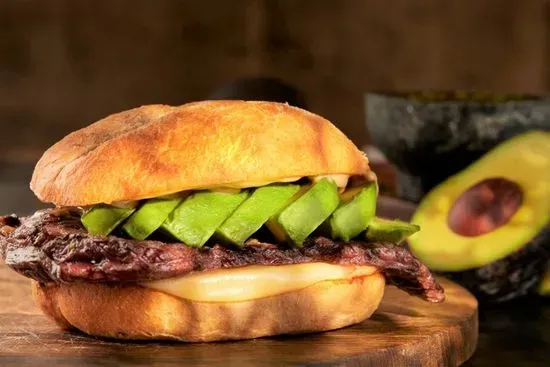 SKIRT STEAK SANDWICH